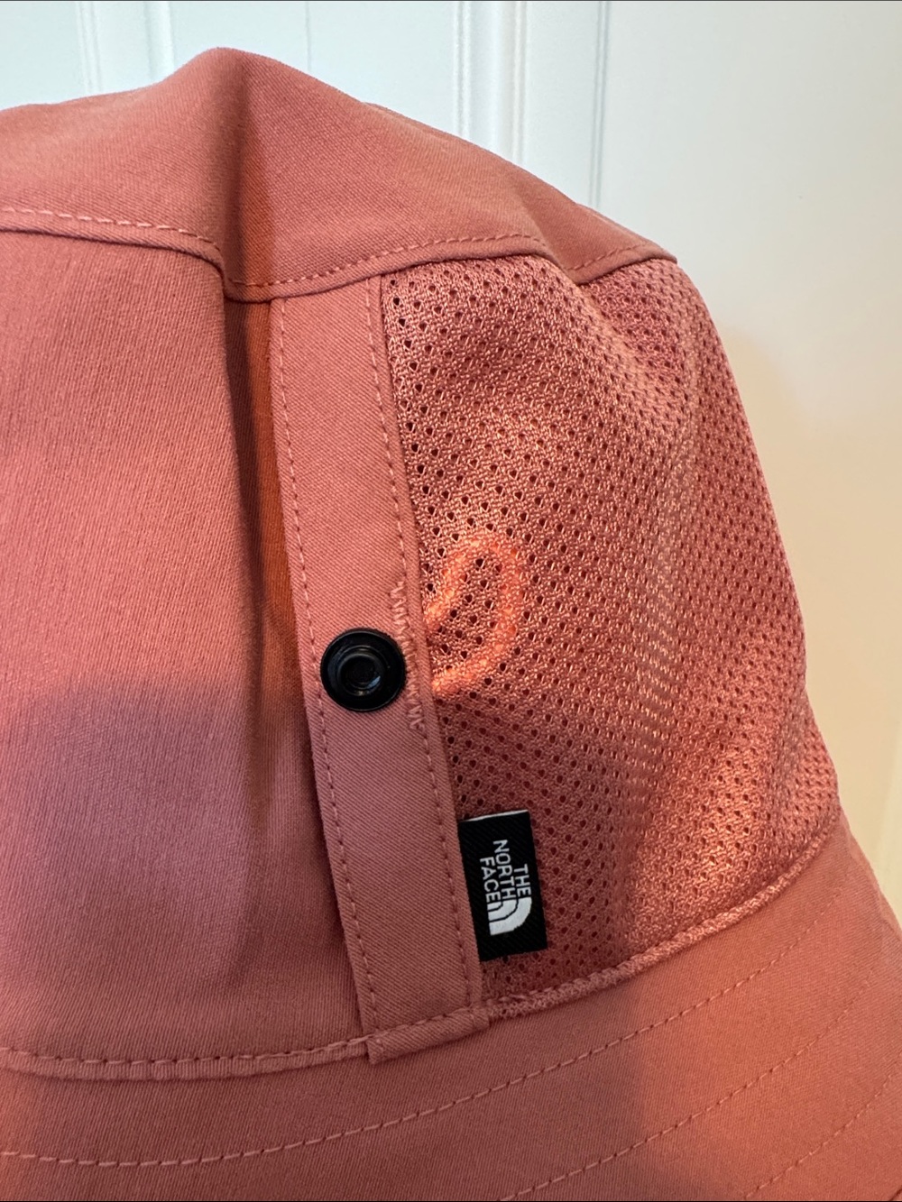 The North Face Rosewood Mesh Bucket Hat - Picture 2 of 5
